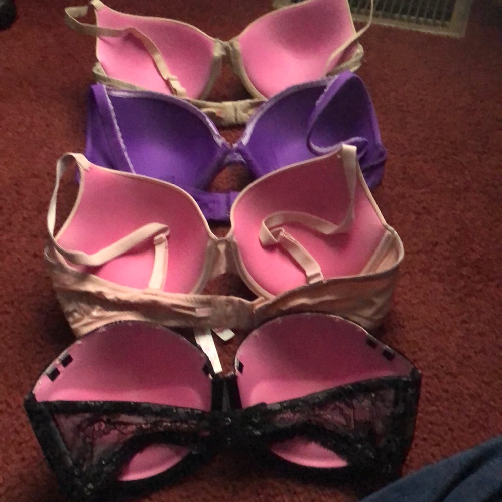 Used bras - Picture 2 of 2